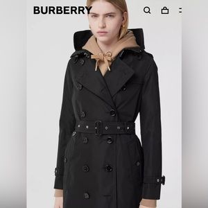 Detachable hood Burberry Trench